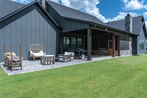 2667 VZ County Road 3208, Wills Point, TX 75169