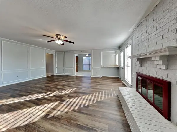 1920 Oakbluff Drive, Carrollton, TX 75007