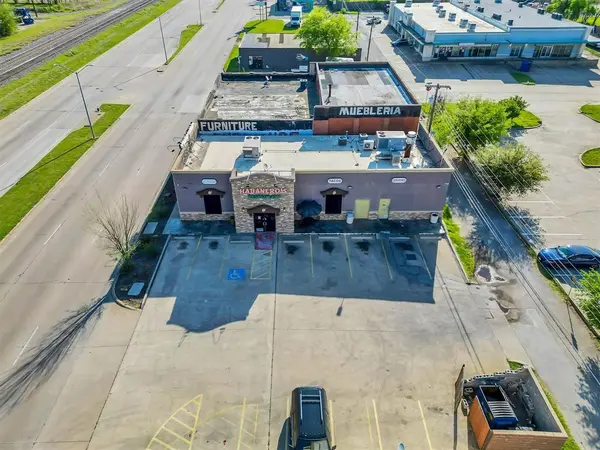 123 E Jefferson Street, Grand Prairie, TX 75051