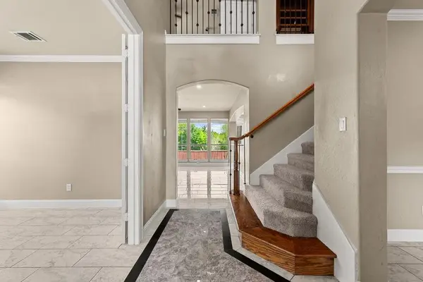 6631 Crestmoor Lane, Sachse, TX 75048