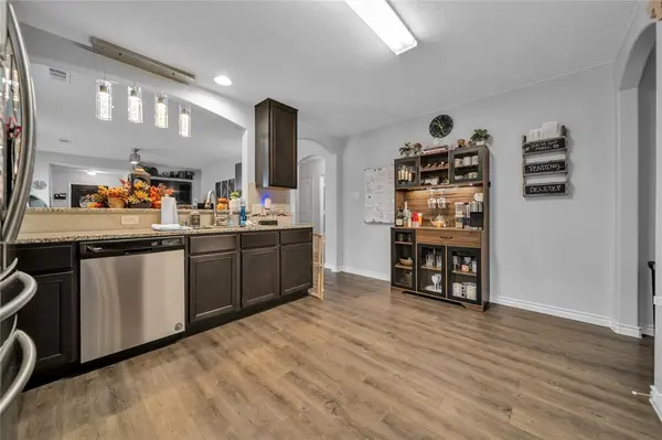 3308 Robin Road, Ennis, TX 75119