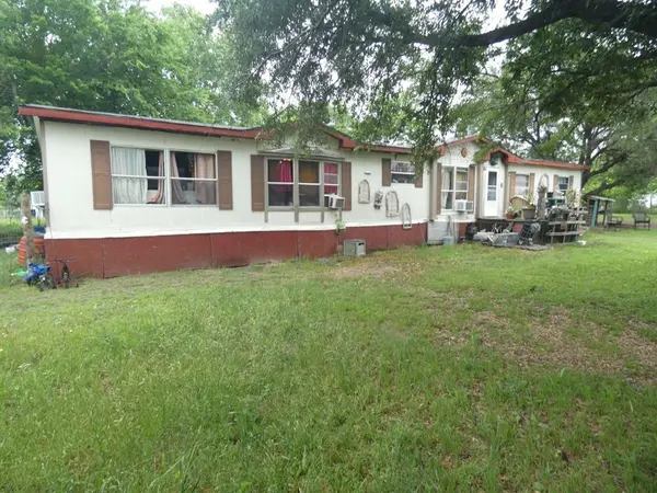 4944 County Road 3506, Quinlan, TX 75474