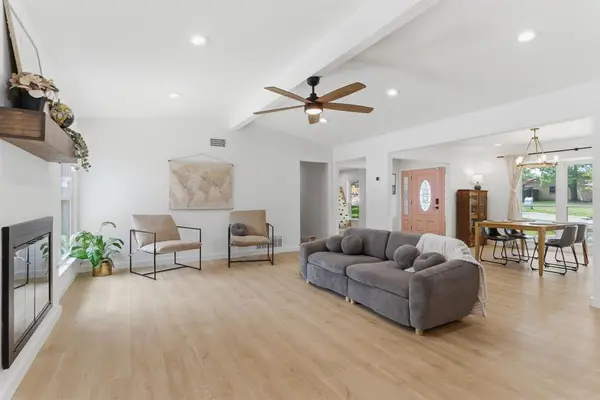 2202 Custer Parkway, Richardson, TX 75080