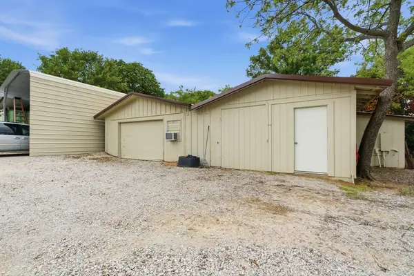909 County Road 237, Eastland, TX 76448