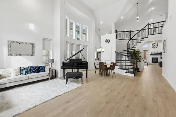 2443 Bussey Drive, Irving, TX 75062