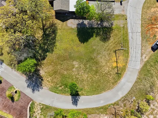 4236 Karen Lane, Lake Worth, TX 76135