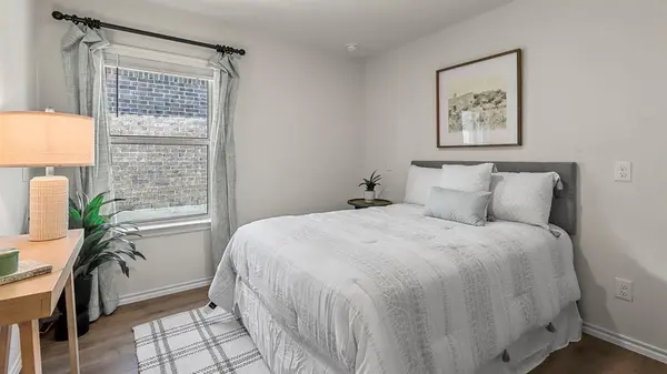 5025 Shumard Drive, Lindale, TX 75706