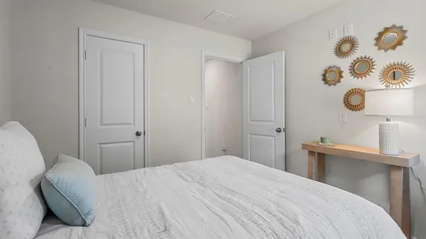 5025 Shumard Drive, Lindale, TX 75706