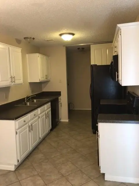 1413 Eagle Pass Drive, Garland, TX 75040