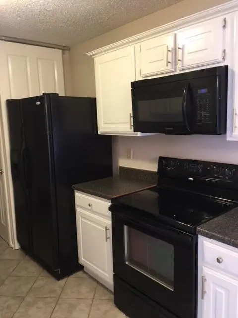 1413 Eagle Pass Drive, Garland, TX 75040