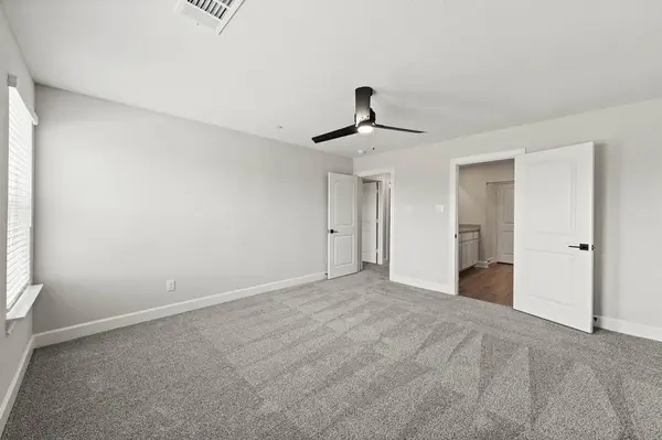 455 MB's Way, Pilot Point, TX 76258