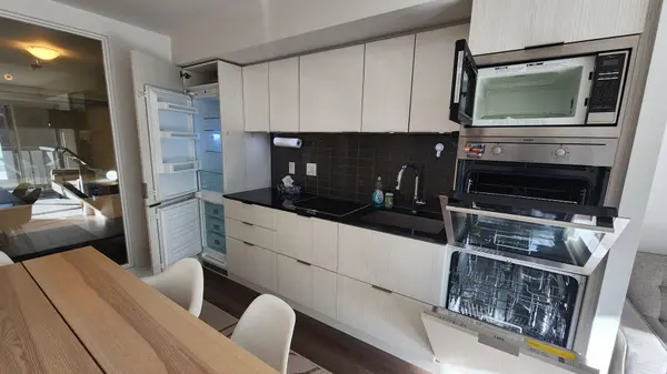 318 Richmond ST W #515, Toronto C01, ON M5V 0B4