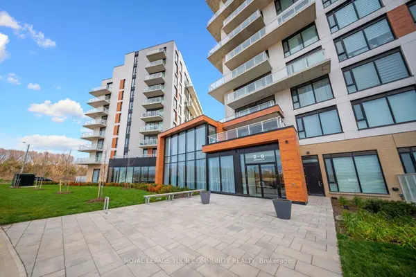 6 DAVID EYER RD #707, Richmond Hill, ON L4S 0N5