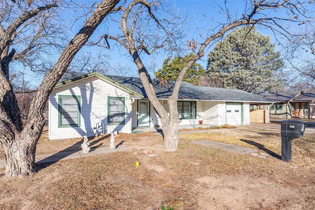 504 Oak Street, Clyde, TX 79510