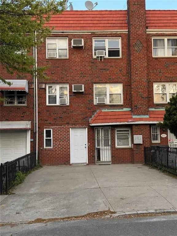 3019 80th ST, East Elmhurst, NY 11370