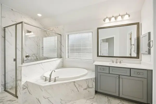 7717 Sheaves Trail, Joshua, TX 76058