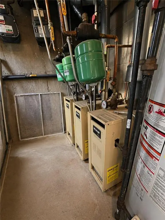 3019 80th ST, East Elmhurst, NY 11370