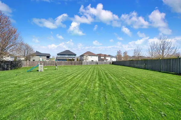 35 Alldread CRES, Clarington, ON L1B 0C2