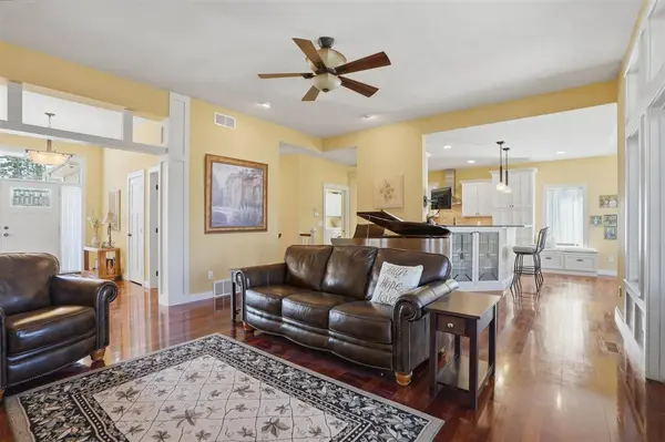 2859 Pine Circle, Coralville, IA 52241