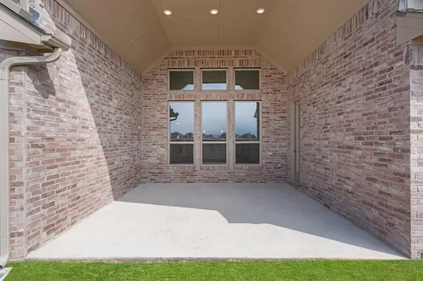 2109 Birch Street, Mansfield, TX 76063