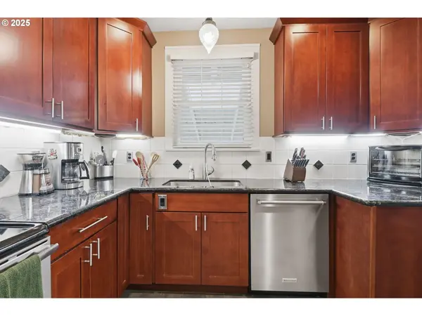 8420 N SMITH ST, Portland, OR 97203