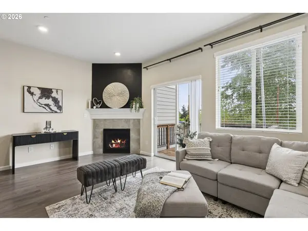 15630 SE VIVIAN WAY, Happy Valley, OR 97086