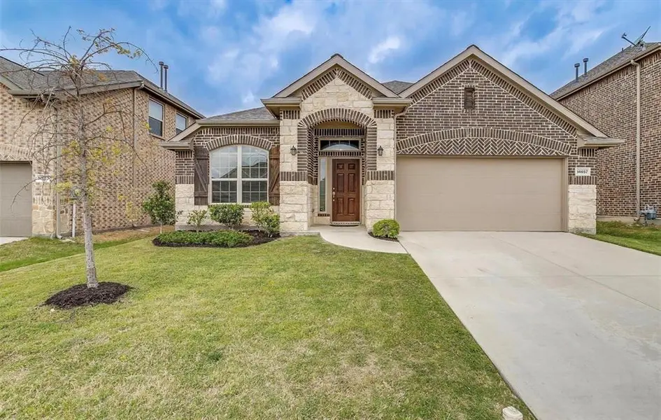 14657 Gilley Lane, Fort Worth, TX 76052
