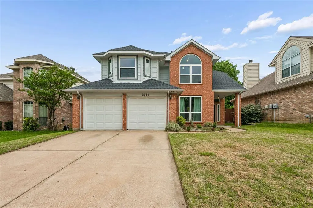2217 Ellis Drive, Flower Mound, TX 75028
