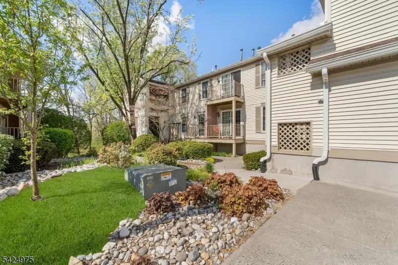 150 Jamestown Rd Ondo, Bernards Twp., NJ 07920