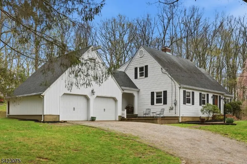 115 Upper Sunset Dr, Washington Twp., NJ 07853