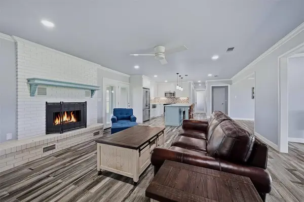 1861 Roland Road, Whitesboro, TX 76273