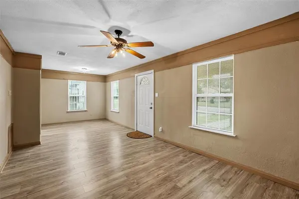 2012 N 39th Street, Waco, TX 76707