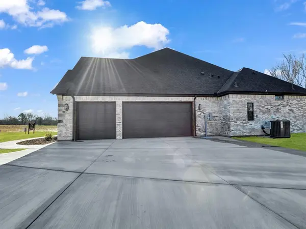 213 Desperado Court, Weatherford, TX 76088