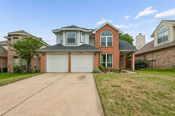 2217 Ellis Drive, Flower Mound, TX 75028