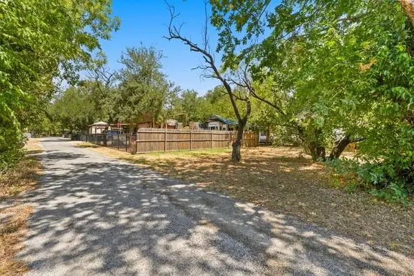 3802 Gila Circle, Granbury, TX 76048