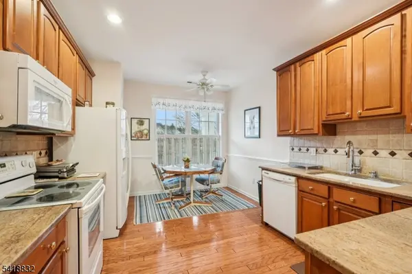 1209 Holly Ln #1209, Cedar Grove Twp., NJ 07009