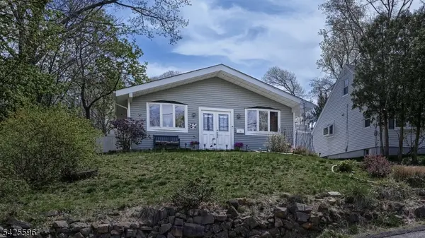 16 Forest Ter, Wayne Twp., NJ 07470