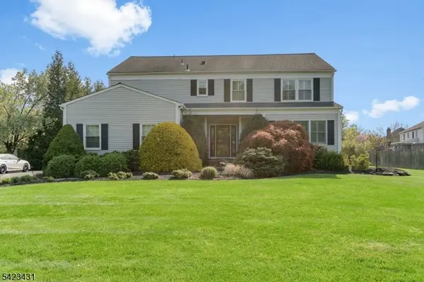 19 Daniel Dr, Hillsborough Twp., NJ 08844