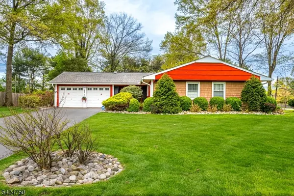 27 Landry Rd, Franklin Twp., NJ 08873