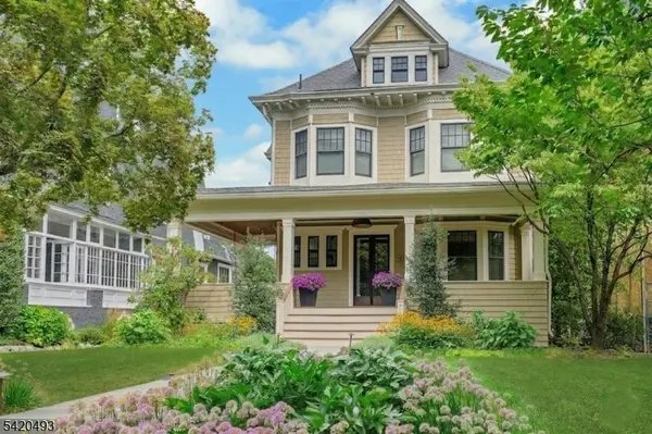 59 Hobart Ave, Summit City, NJ 07901