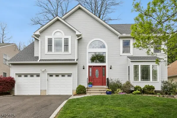 7 Blazure Dr, Bernardsville Boro, NJ 07924