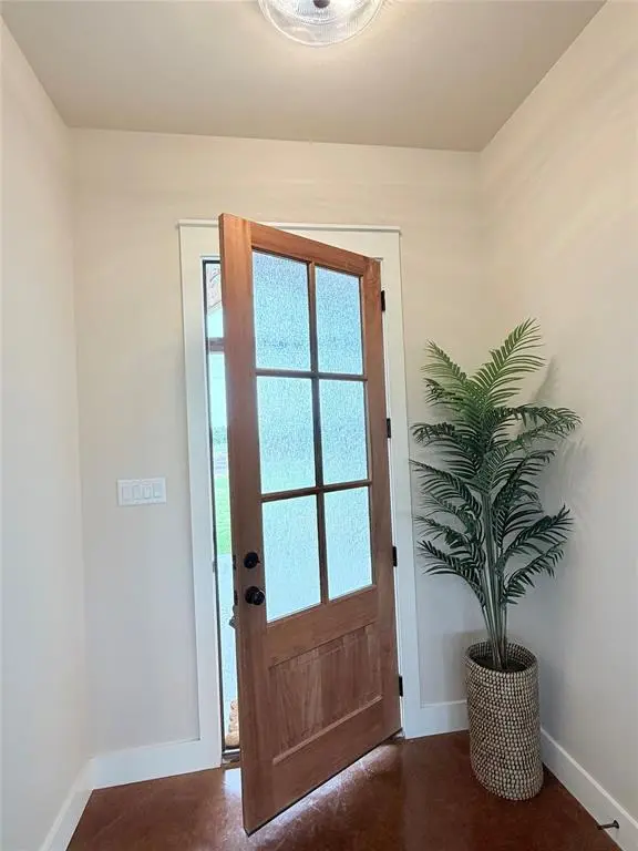 1017 Sabrina Court, Weatherford, TX 76085