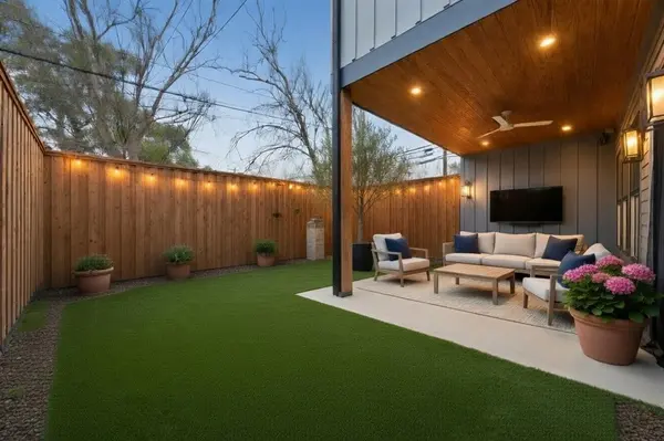 5104 Vandelia Street, Dallas, TX 75235