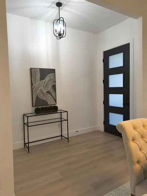 592 Highview Court, Godley, TX 76044