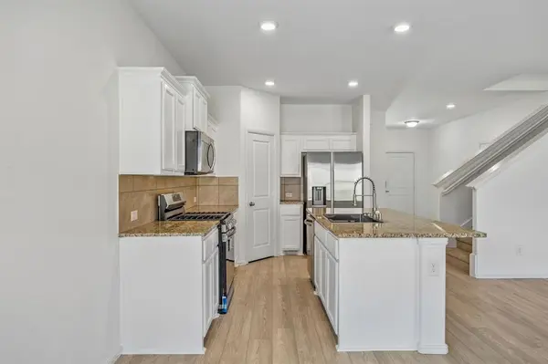 10116 Huntersville Trail, Fort Worth, TX 76108