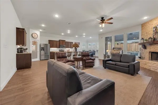 3706 Iron Horse Pass, Krum, TX 76249