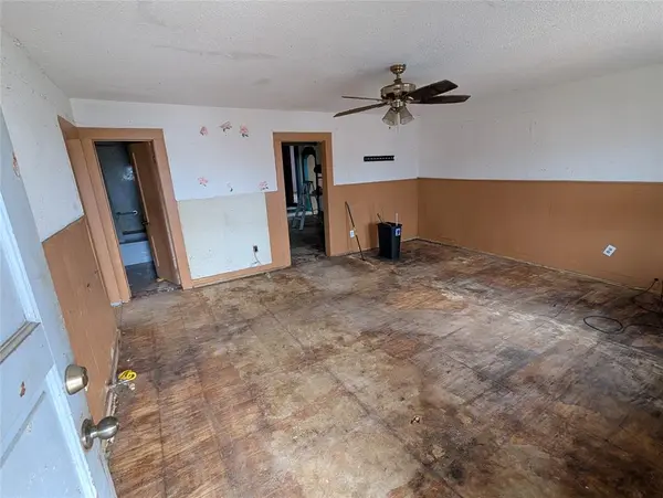 1701 E Leon Street, Gatesville, TX 76528