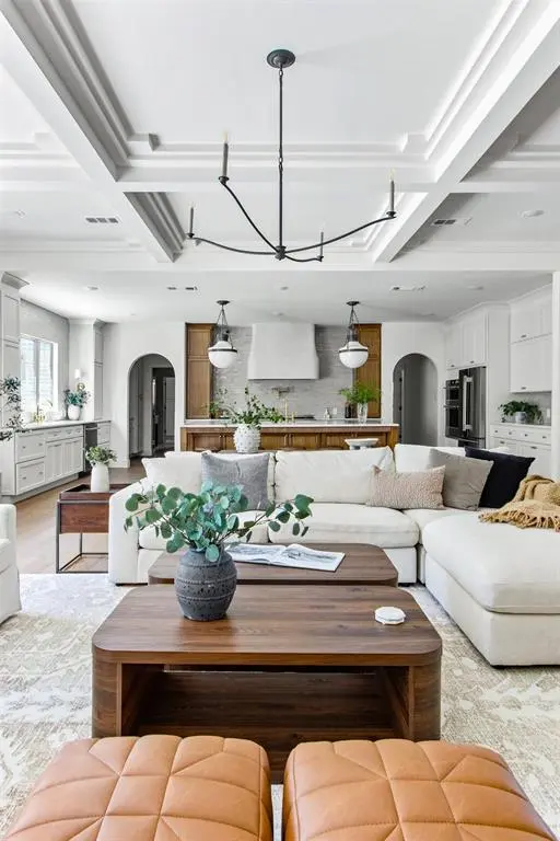 4366 Willow Lane, Dallas, TX 75244