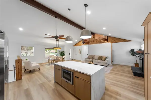 7041 Freemont Street, Dallas, TX 75231