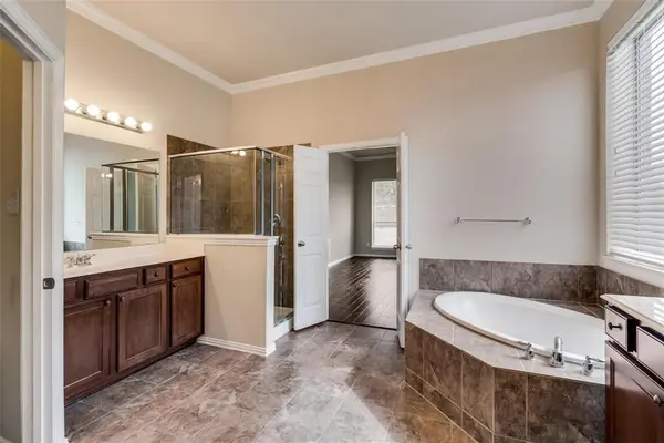 730 Rosewood Drive, Murphy, TX 75094